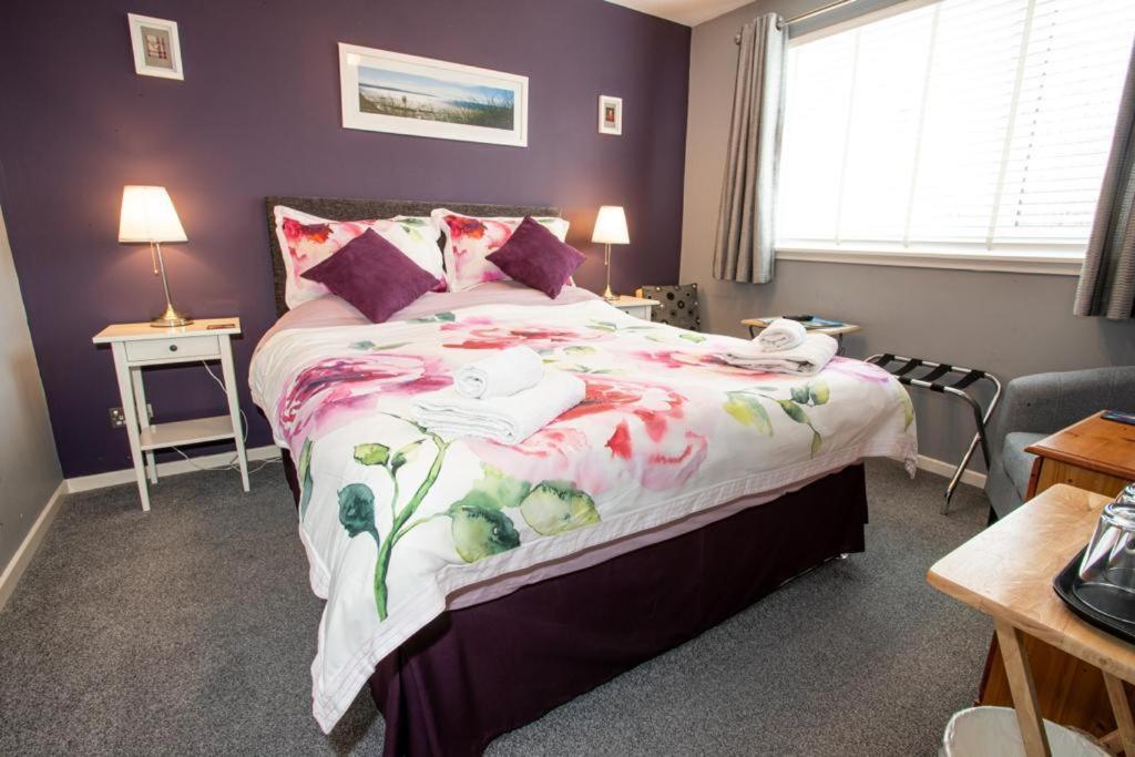 Fonthill Bed And Breakfast Неърн Екстериор снимка